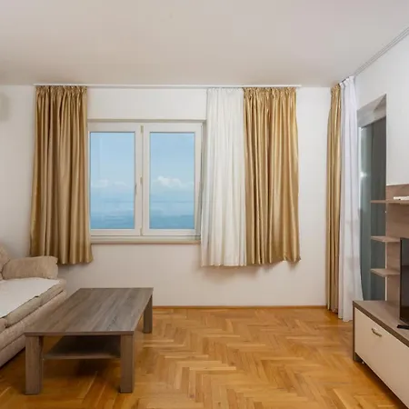 Zora 1 By Guide Apartment *